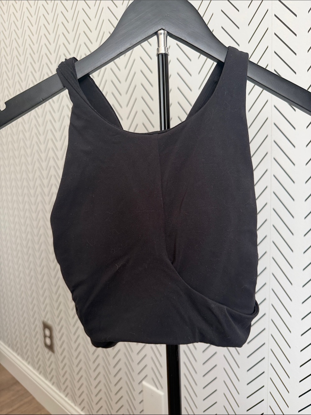 lululemon athletica Black Twist-Front Crop Tank w built it bra